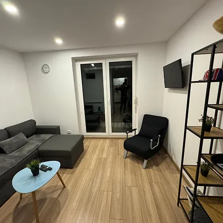 Apartamentsbymatyrafa-v