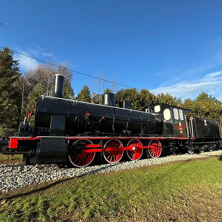 Apartamentsbymatyrafa-v Διαμέρισμα