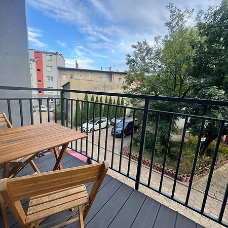 Apartamentsbymatyrafa-v *