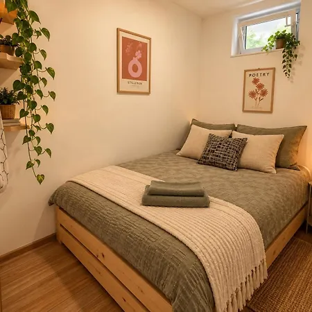 Apartamentsbymatyrafa-v Apartmán *