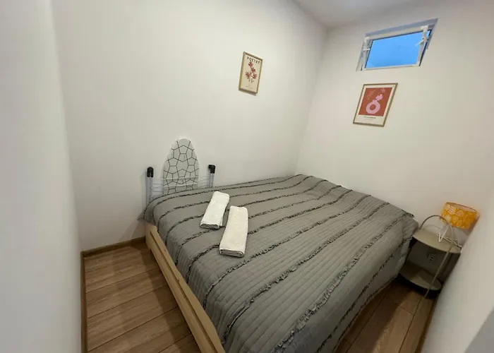 Apartamentsbymatyrafa-v דירה